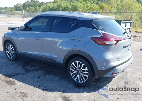 2023 Nissan Kicks Sv Xtronic Cvt z USA, uszkodzony, nr VIN 3N1CP5CV1PL476643